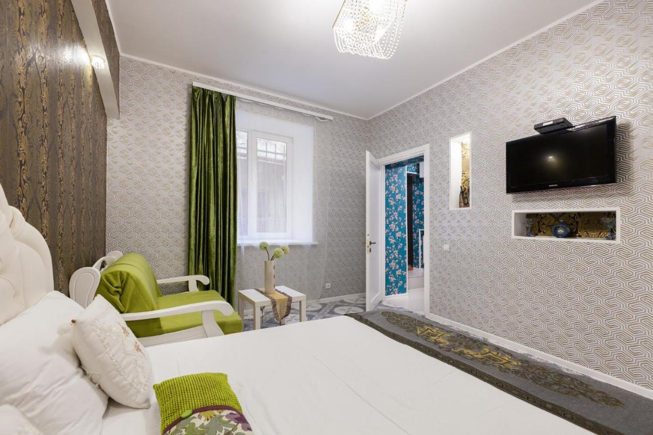 Apartments Leopolli Near Opera House Leopoli Esterno foto